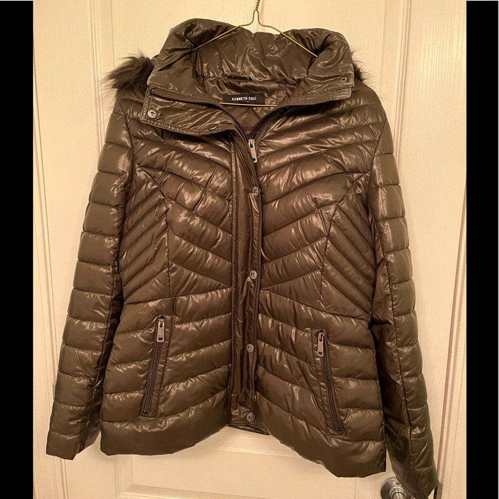 Kenneth Cole Military Green Hooded Zip Up Jacket with Faux Fur Lined Hood Sz M